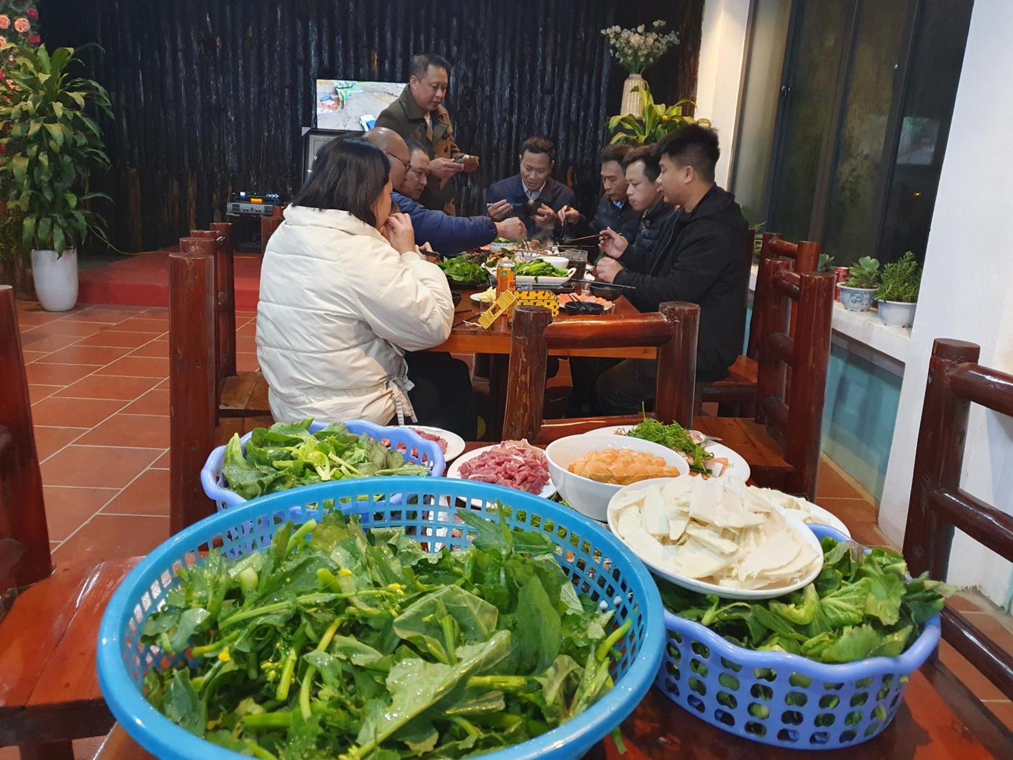 Cyan Sapa Homestay Bagian luar foto